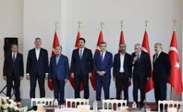6 yıllık küslük böyle sona erdi! Tarihi törene Emine Şenyaşar katılamadı