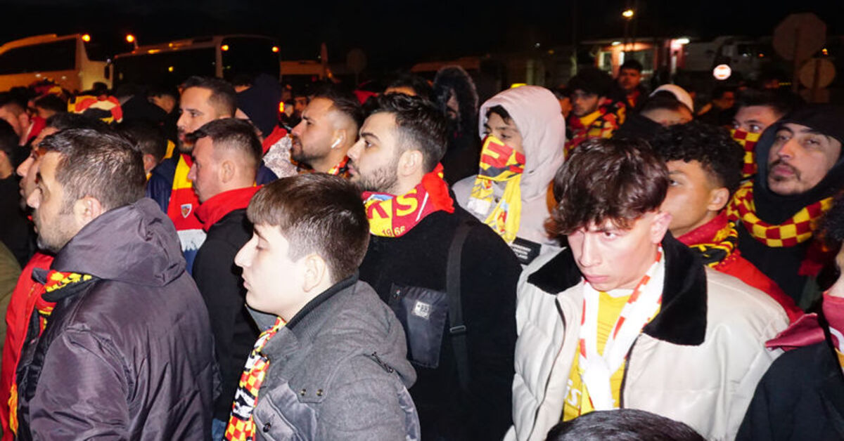 Kayserispor taraftarlarından takıma tepki