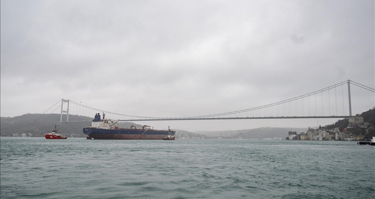 Bakanlık duyurdu: İstanbul Boğazı’nda gemi trafiği normale döndü