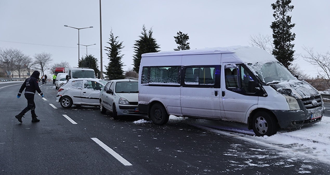 Nevşehir’de zincirleme trafik kazası: 3 kişi yaralandı
