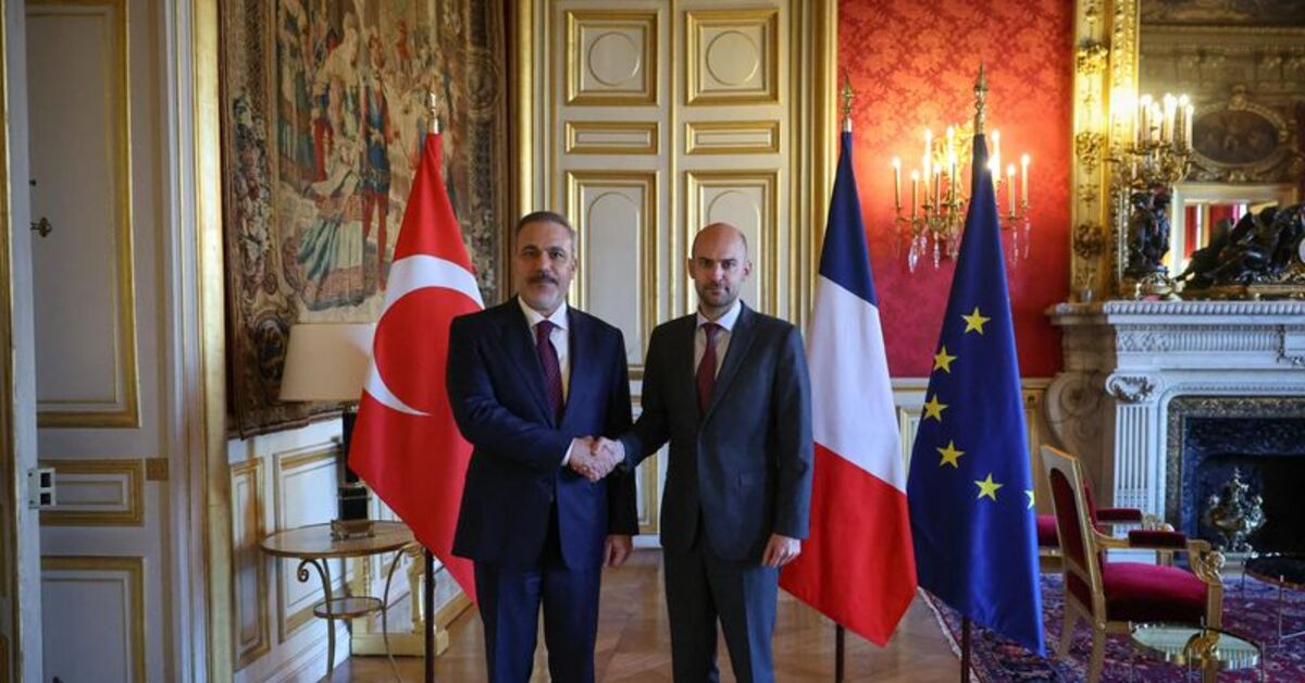 Dışişleri Bakanı Fidan ile Fransız mevkidaşı Barrot dün ikili ve bölgesel meseleleri ele aldı